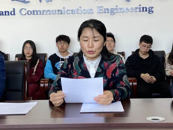 说明: fd2c372cf6130c7238332570b10e2bb